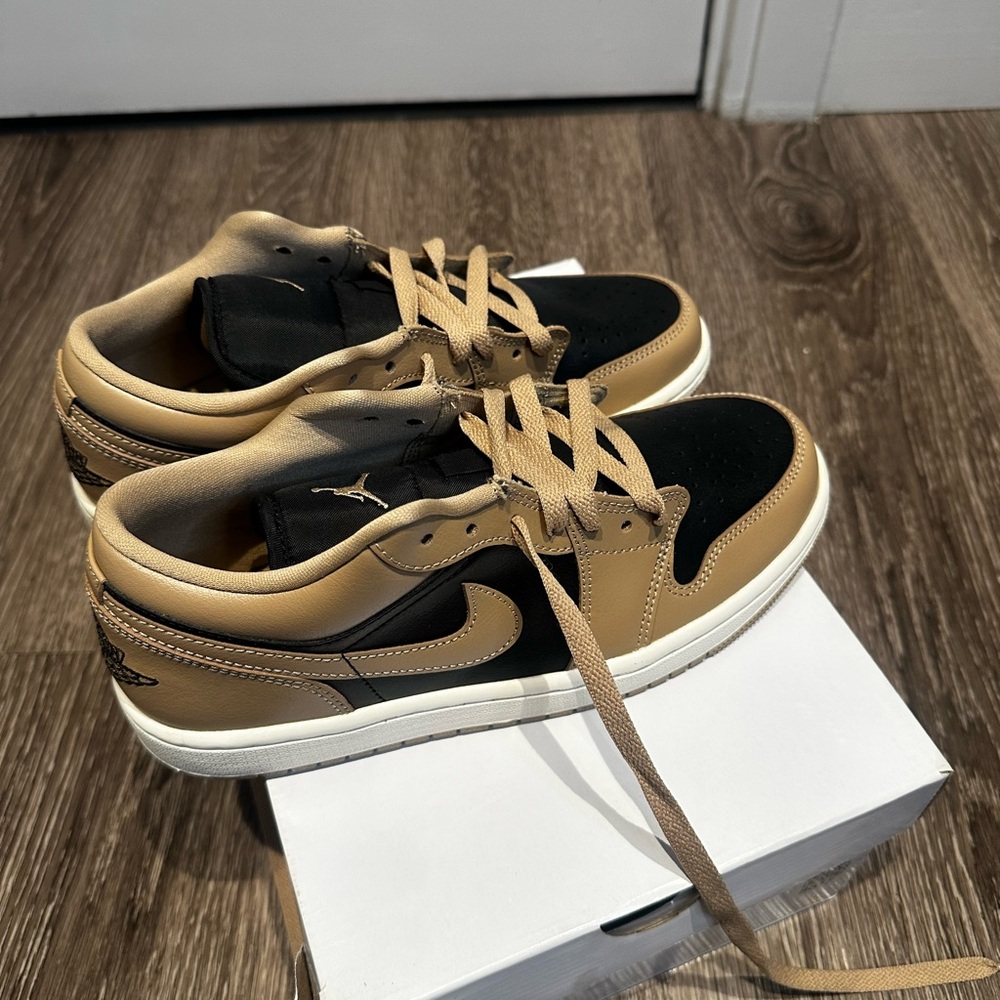 2023 Wmns Air Jordan 1 Low 'Desert'
